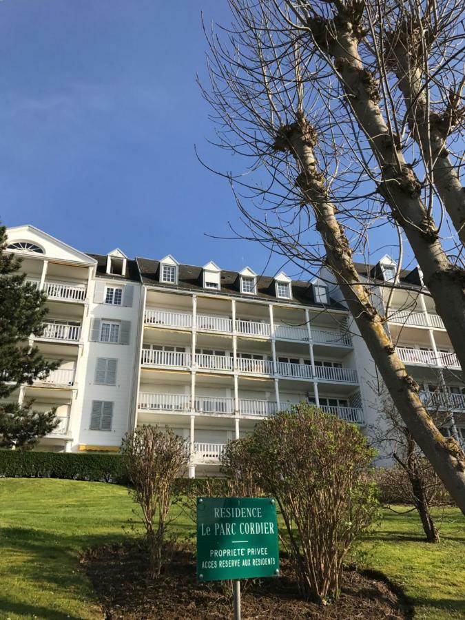 Les Terrasses Du Parc Cordier Trouville-sur-Mer Exterior foto